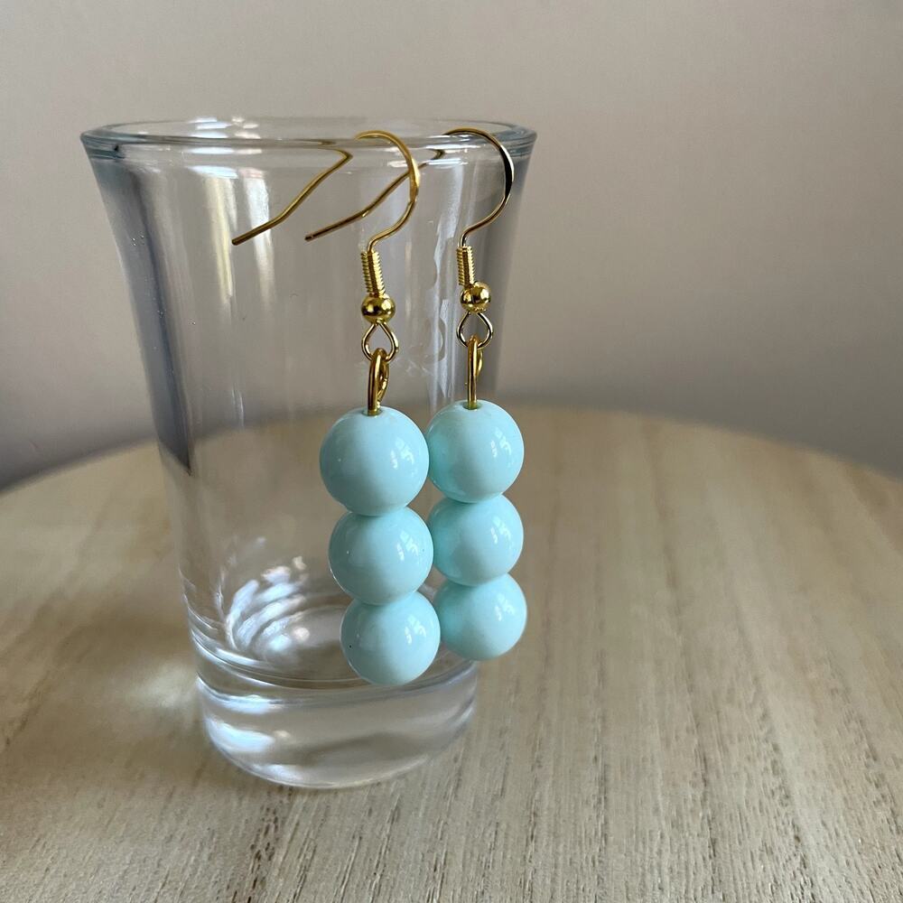 Fianna Beaded Earrings NWT handmade metallic delicate lightweight vintage statem